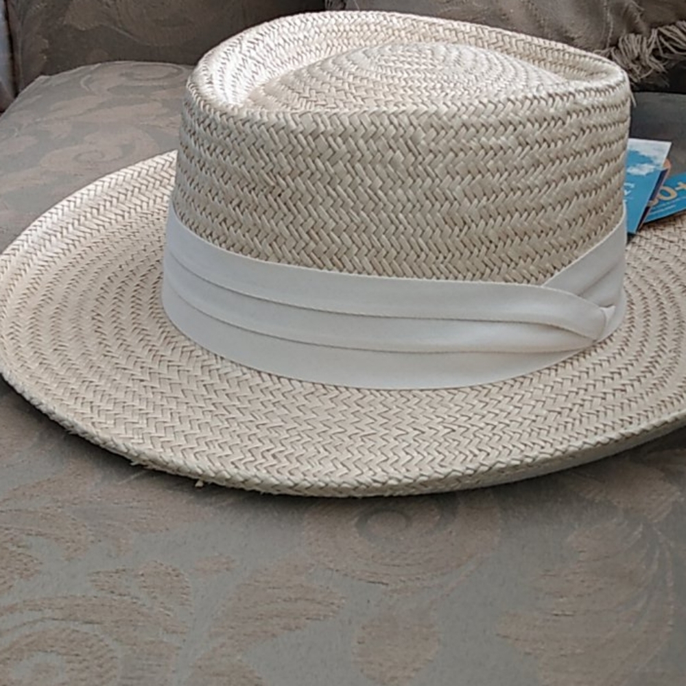 Men's Woven Hat with UPF 50+